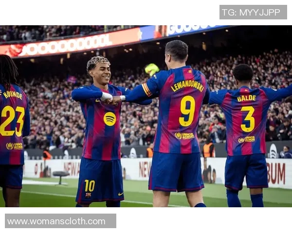 西甲焦点战巴黎圣日耳曼与巴萨互交白卷补时争议进球引发全场热议