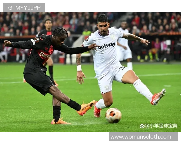 欧联杯激战阿森纳与本菲卡握手言和精彩瞬间引发全场热烈反响