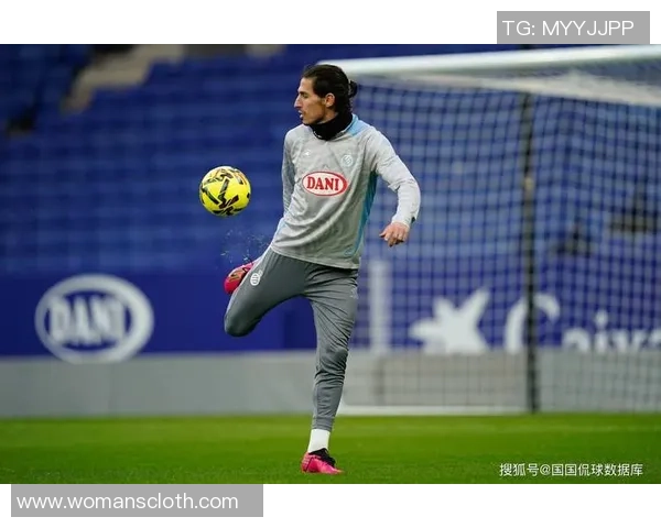 西甲精彩对决国米凭借帽子戏法战胜曼联全场沸腾数据解析